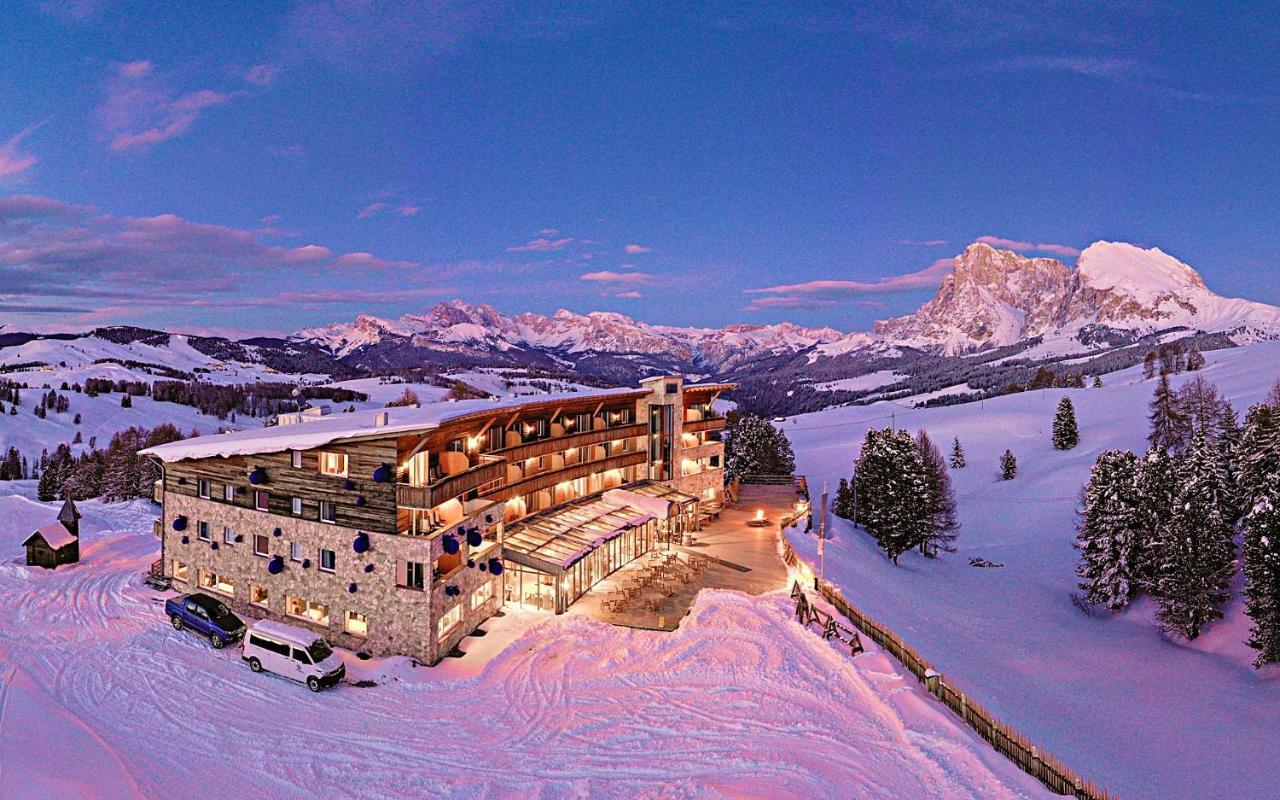 Paradiso Pure.Living Vegan Hotel Alpe Di Siusi Esterno foto